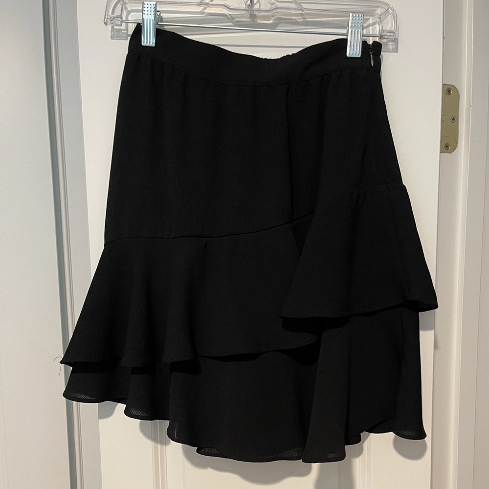 ModCloth black Asymmetrical hem skirt